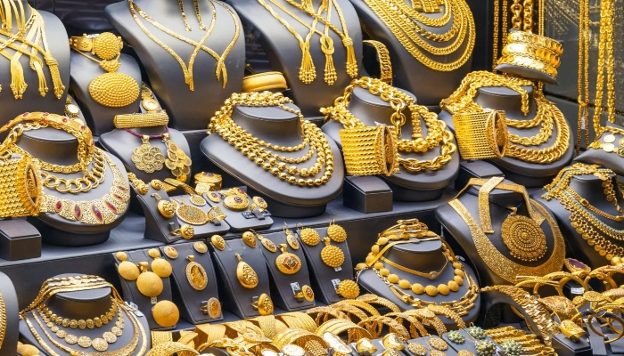 Gold prices rise again