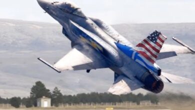 Planes flying over Trump's resort