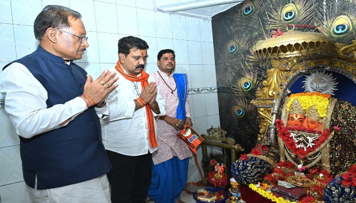 CM-Deputy CM reached Mata Kaushalya temple