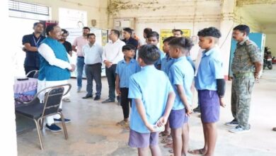 Minister Netam arrived to inspect the hostel and issued instructions to the officers