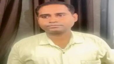 रायपुर में बिजली विभाग का असिस्टेंट इंजीनियर रिश्वत लेते पकड़ा गया