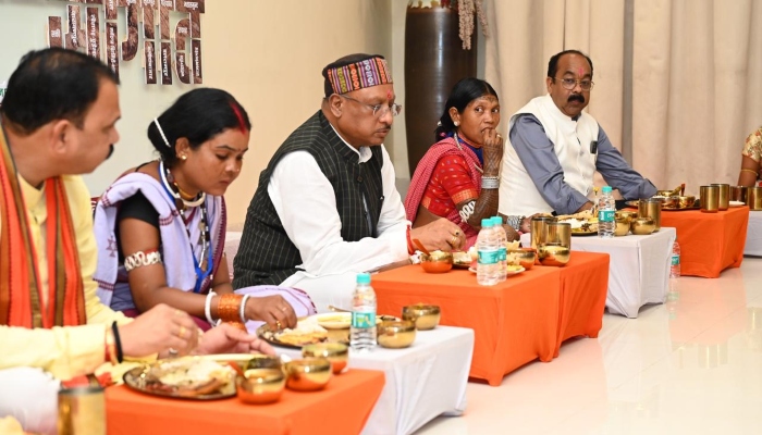 Chhattisgarh government's big initiative: Workers got Rs 500 crore aid, dozens of schemes launched