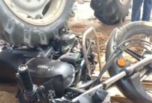पंच पर ट्रैक्टर चढ़ाने की कोशिश : रेत तस्करी रोकने की कर रहा था कोशिश