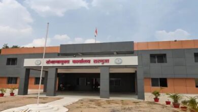 Tehsildar suspended in fake land sale case in Balrampur, FIR against 7