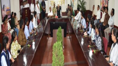Topper students of board exams met the Governor and were felicitated