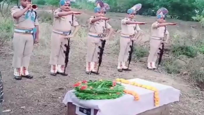 CRPF jawans bid final farewell to K9 dog 'Rolo' with military honours