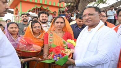 Chief Minister's Chaupal in Jhuranadi: Festive atmosphere in the village due to development gifts