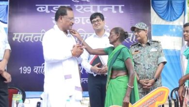 Shammi Durgam became emotional after getting the keys of the Prime Minister's residence, gave mother's blessings to the Chief Minister