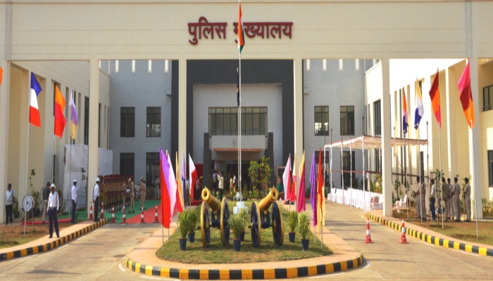 छत्तीसगढ़ पुलिस विभाग में शनिवार की छुट्टी खत्म, अफसरों को हर हफ्ते कार्यालय में रहना अनिवार्य