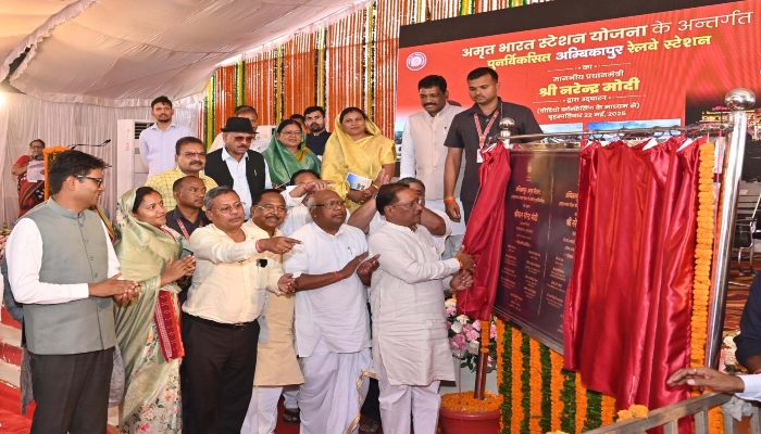 अमृत स्टेशनों में दिखेगी विकसित भारत की झलक: CM साय