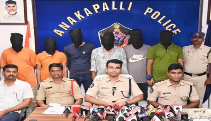 आंध्र प्रदेश में इंटरनेशनल फर्जी कॉल सेंटर का भंडाफोड़, 600 करोड़ की ठगी; 33 गिरफ्तार