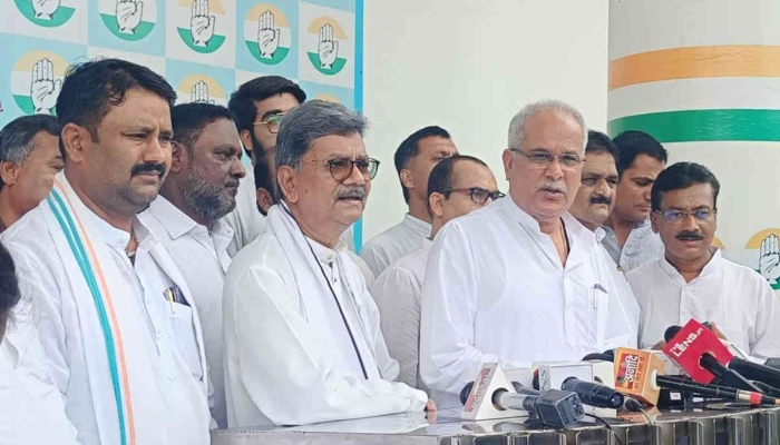 झीरम घाटी हमले की 12वीं बरसी पर कांग्रेस ने मनाया शहादत दिवस, पूर्व सीएम भूपेश बघेल ने केंद्र सरकार पर उठाए सवाल