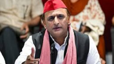 सपा ने तीन विधायकों को पार्टी से निकाला, विचारधारा से भटकने का आरोप
