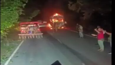 नेशनल हाईवे पर नक्सली वारदात, ट्रक को किया आग के हवाले