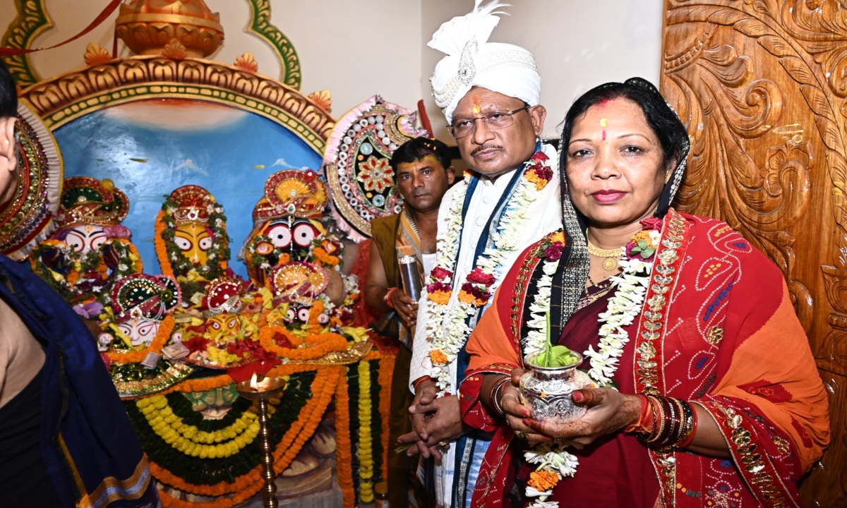 परंपरा, भक्ति और उल्लास के संग निकली दोकड़ा की भव्य रथयात्रा, मुख्यमंत्री ने निभाई छेरा-पहरा की रस्म