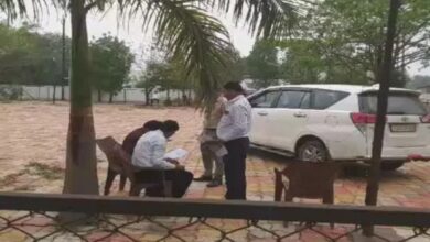 शराब घोटाला: कारोबारी विजय भाटिया दिल्ली से गिरफ्तार, दुर्ग-भिलाई में EOW की छापेमारी जारी