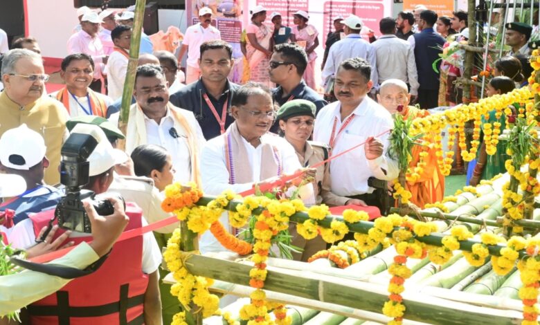 मुख्यमंत्री साय ने भोंगापाल में बांस नौका विहार केंद्र का किया शुभारंभ