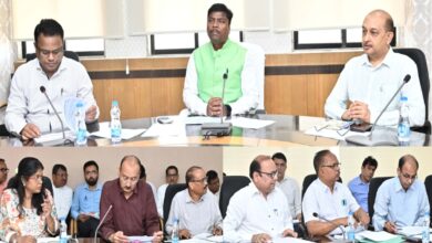 Ensure easy availability of fertilizers to farmers: Minister Kedar Kashyap