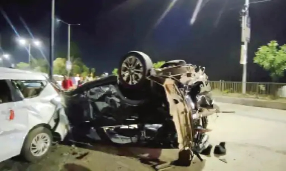 Road accident: Opening the car door while spitting gutkha proved costly