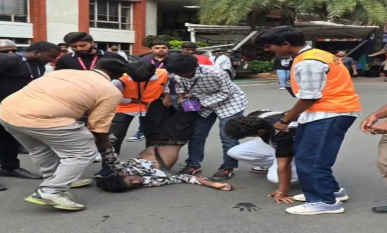 RCB जश्न में भगदड़ पर कर्नाटक CM-डीप्टी CM के खिलाफ शिकायत, भाजपा ने इस्तीफे की मांग की