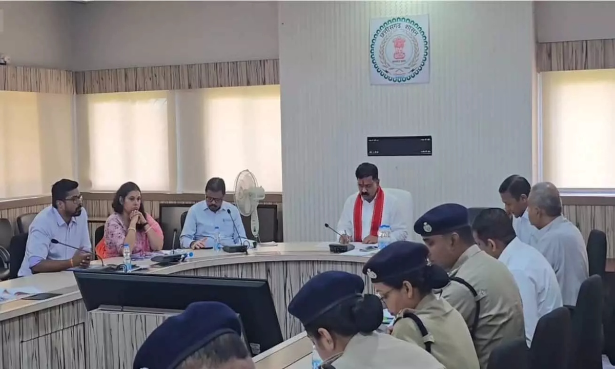 गौ तस्करी रोकने गृह विभाग की बैठक, विजय शर्मा ने दिए सख्त निर्देश