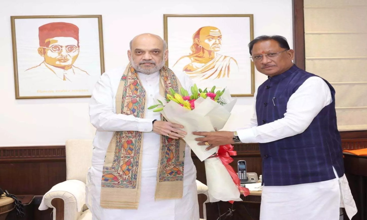 सीएम साय ने की केंद्रीय गृहमंत्री से की मुलाकात, नक्सल उन्मूलन और विकास कार्यों पर दी जानकारी