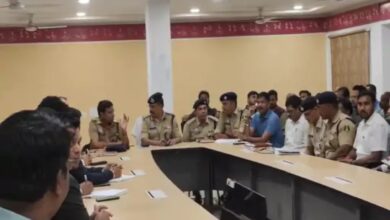 रायपुर SSP की क्लब-पब संचालकों को चेतावनी: "लड़कियों को फ्री शराब देना बंद करें, नियम तोड़े तो लाइसेंस रद्द होगा"