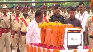 CM साय ने माना पुलिस बटालियन में शहीद ASP को श्रद्धांजलि दी