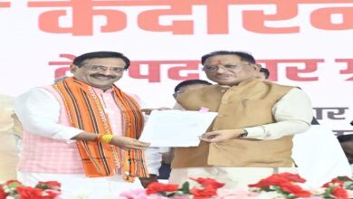 बीजेपी नेता केदारनाथ गुप्ता के शपथ ग्रहण समारोह में शामिल हुए सीएम साय