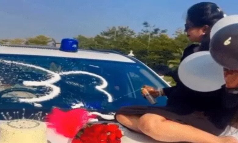 DSP's wife does stunt on a car with blue light, Congress said- rules are only for common people
