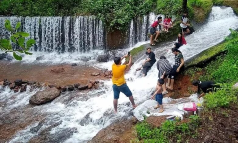 If you bathe or take selfies in waterfalls, you will be jailed, strict warning from police