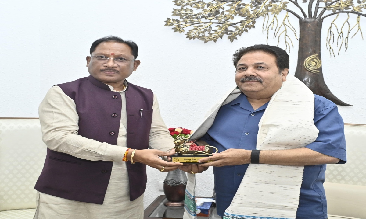 मुख्यमंत्री से बीसीसीआई उपाध्यक्ष राजीव शुक्ला ने की सौजन्य भेंट
