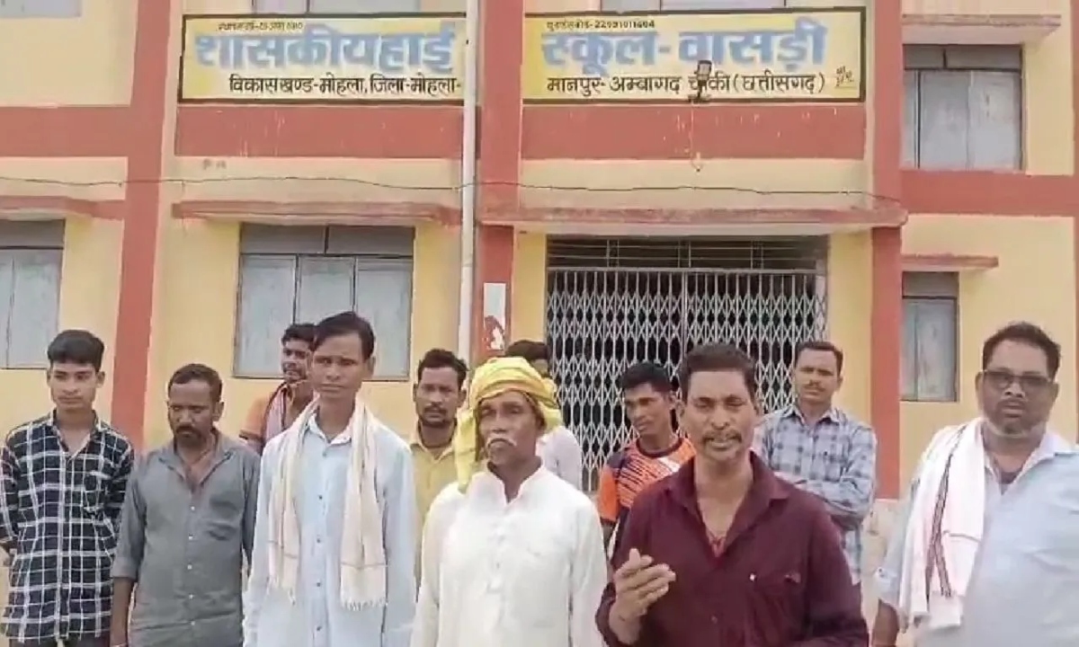 वासड़ी स्कूल में वर्षों बाद मिले गणित और विज्ञान के व्याख्याता, अभिभावकों में खुशी की लहर