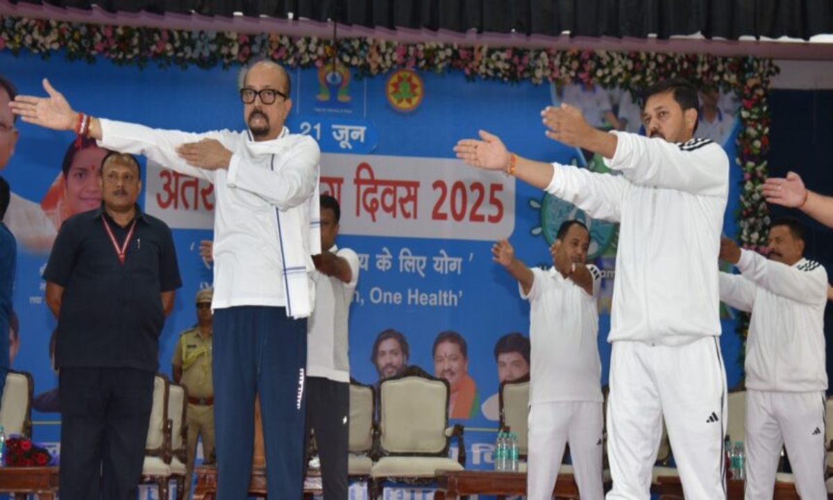 Yoga is the easiest solution in stressful life: Governor Ramen Deka