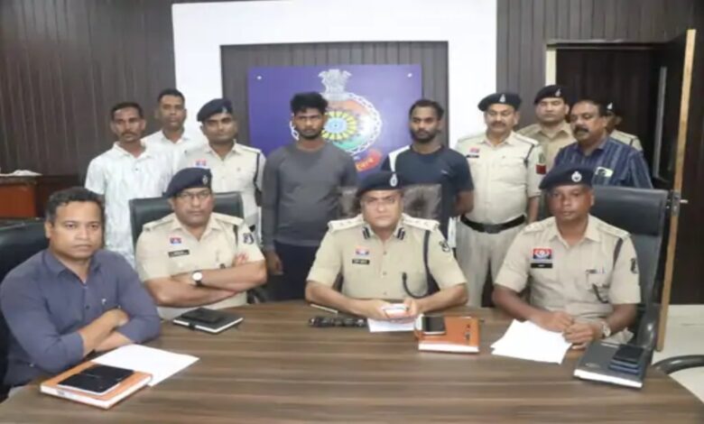 कुंए में मिले मां-बेटे के शव की शिनाख्त, हत्या के आरोप में प्रेमी और उसका भाई गिरफ्तार