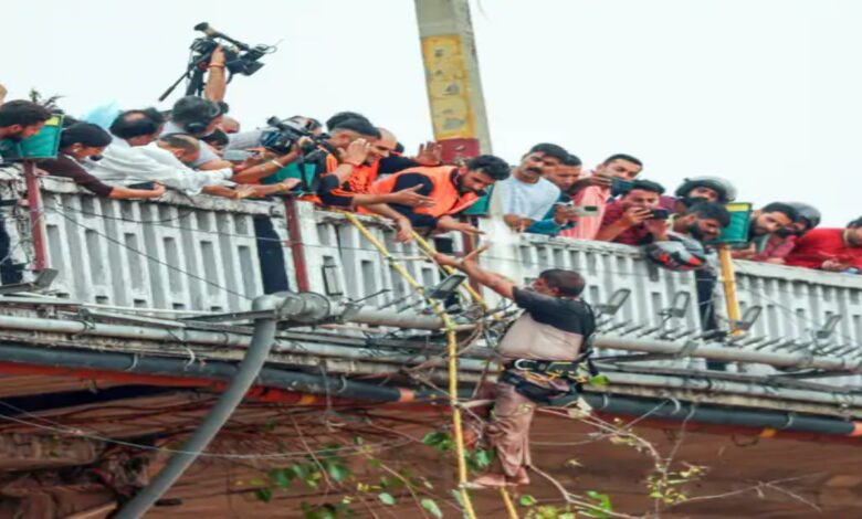 Heavy rains wreak havoc in Uttarakhand-Himachal, weather havoc across the country