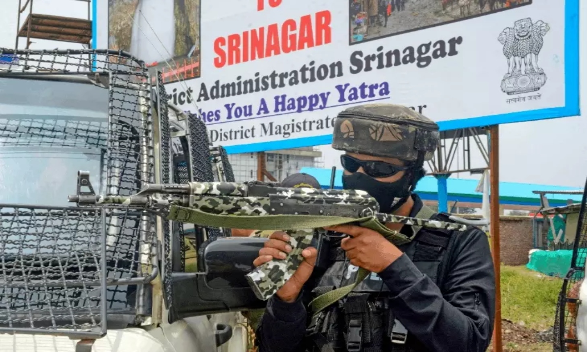 अमरनाथ यात्रा से पहले सुरक्षा बलों की मॉक ड्रिल, हाईटेक इंतजाम शुरू