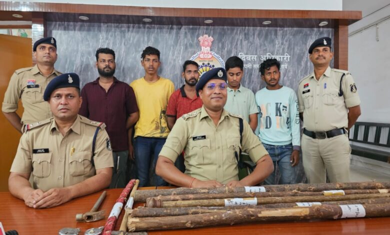 6 people arrested for attacking the palace, the accused had looted the queen