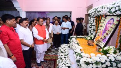 मुख्यमंत्री साय ने स्व. बसंती पैंकरा को दी श्रद्धांजलि