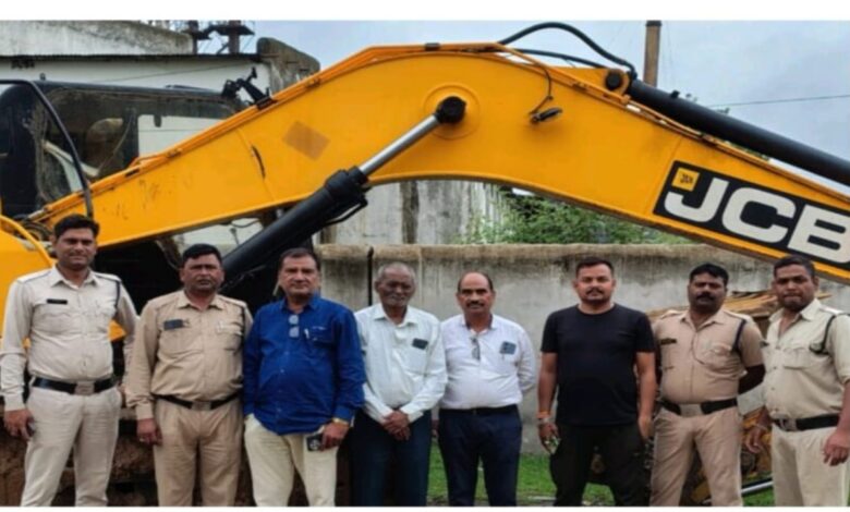 रायपुर में खनिज विभाग की बड़ी कार्रवाई