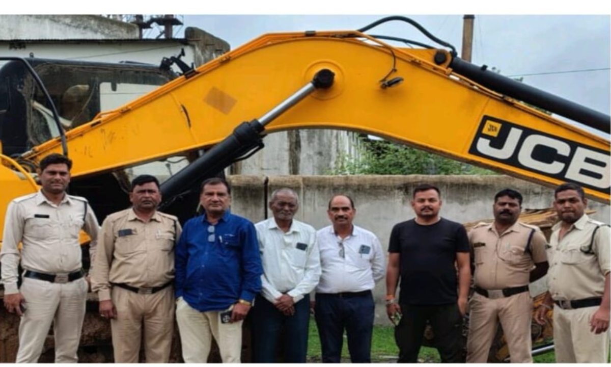 रायपुर में खनिज विभाग की बड़ी कार्रवाई