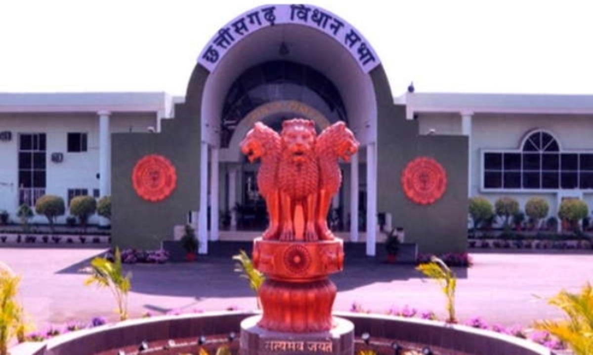 छत्तीसगढ़ विधानसभा सत्र: बिजली, शराब और कानून व्यवस्था के मुद्दों पर घिरेगी सरकार