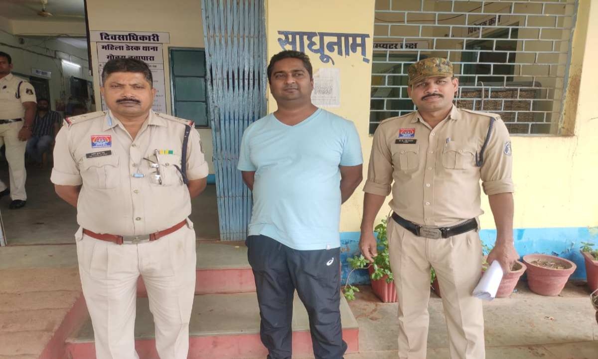 आत्महत्या के लिए उकसाने वाला आरोपी गिरफ्तार, चार अभी भी फरार