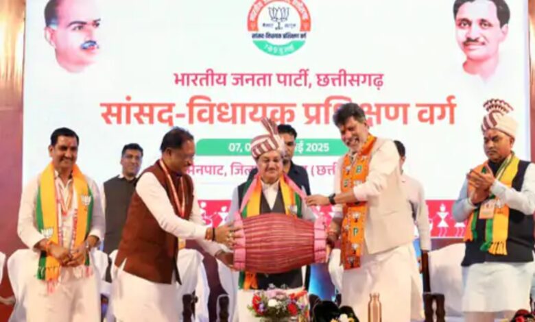BJP's training camp in Mainpat: JP Nadda's strict advice, CM Sai did yoga