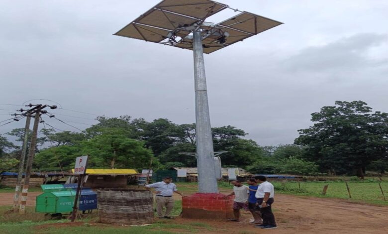Bastar's best tourism village Dhudmaras lit up with solar energy