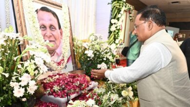 The poet who made everyone laugh left us crying: CM Sai