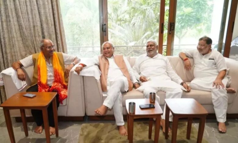 बीजेपी नेता नरेंद्र सिंह तोमर पहुंचे बृजमोहन अग्रवाल के निवास