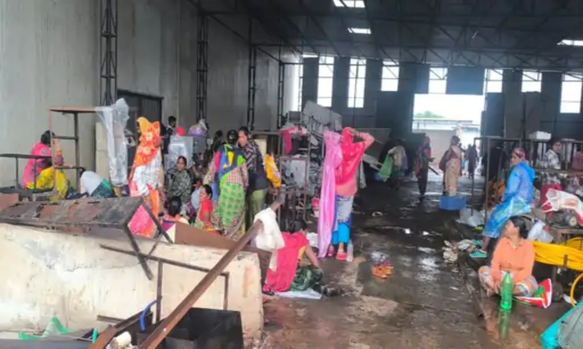 97 workers held hostage in Raipur's mushroom factory rescued, even children were beaten up