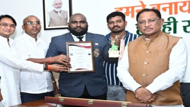 Prem Rajan Rautia of Chhattisgarh won gold medal in International Powerlifting, met Chief Minister