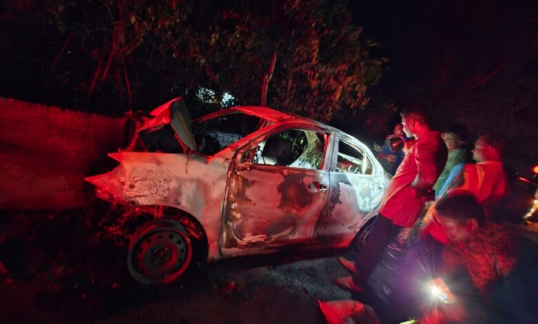 Horrible road accident in Kanker: 4 killed, 2 injured in burning